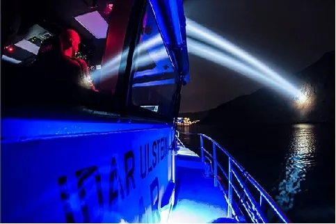 LED Spot Search Light 200W 300W IP66 Anti-corrosion en acier imperméable à l'eau 1000m 3000m Navires de mer Navires de mer Navires de recherche et de sauvetage à distance 11