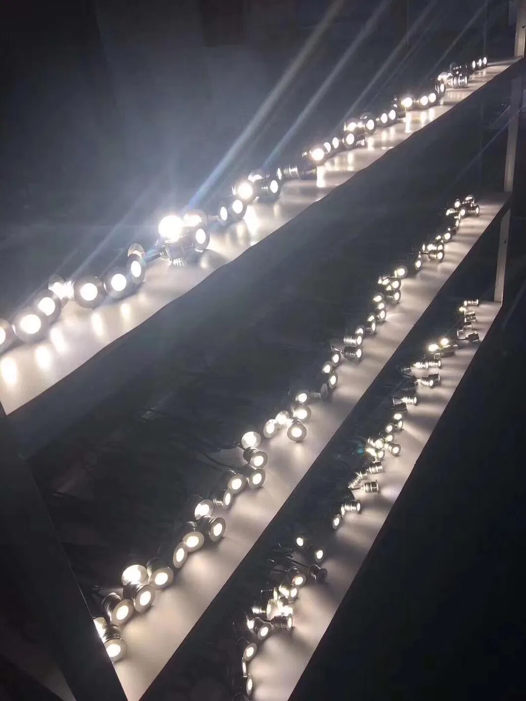 Applique LED Marche IP67 1W Argenté 95lm/W Trottoir Chemin Route Jardin Allée Escalier 3